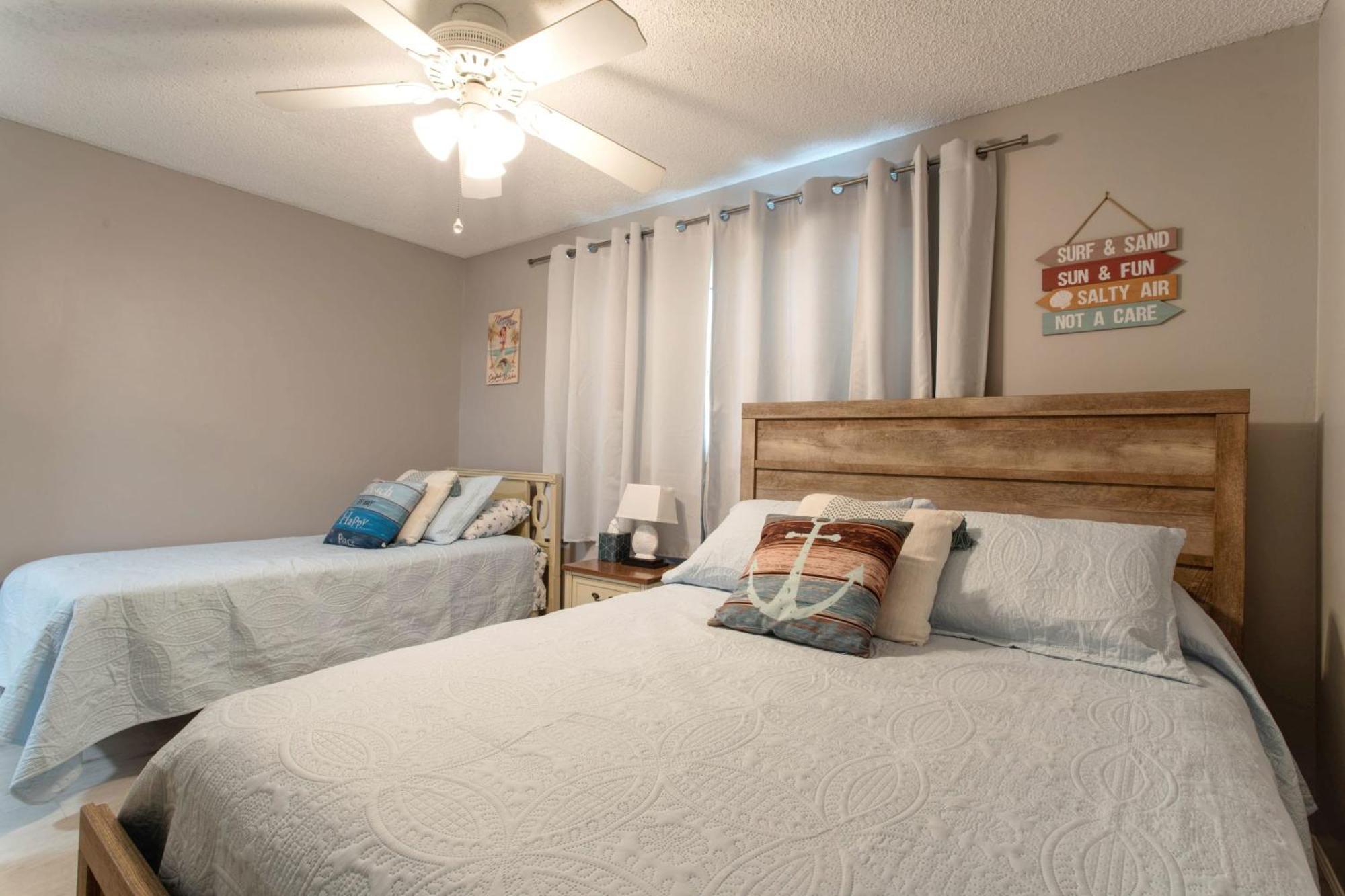 2 Bed 2 Bath Centrally Located On Siesta Key ซาราโซตา ภายนอก รูปภาพ
